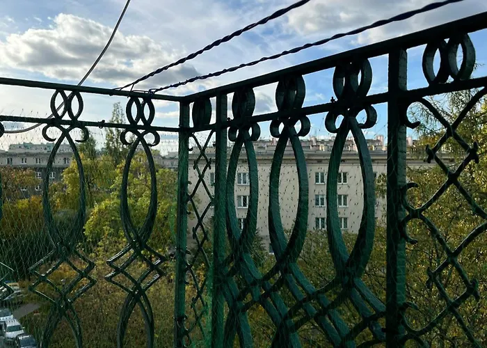 Cozy Two Bedrooms In Cracow Apartamento Cracóvia