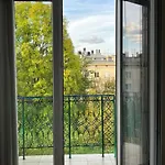 Cozy Two Bedrooms In Cracow