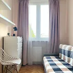 Cozy Two Bedrooms In Cracow Apartment Krakau