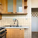 Cozy Two Bedrooms In Cracow Apartment Krakau
