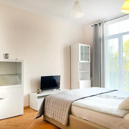 Lägenhet Cozy Two Bedrooms In Cracow