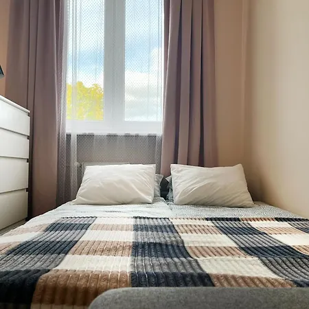 Cozy Two Bedrooms In Cracow * 克拉科夫