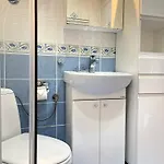 Cozy Two Bedrooms In Cracow Appartement